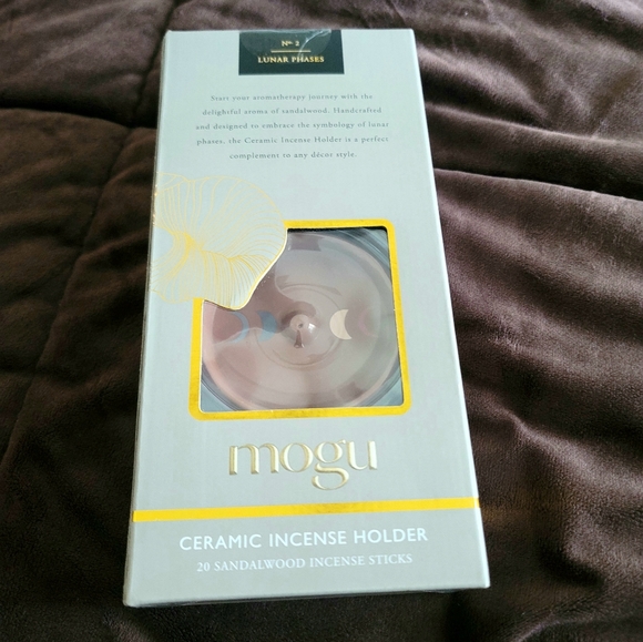 NEW Mogu Luxury Collection Ceramic Incense Holder (20 Sandlewood Incense Sticks) - Picture 2 of 5